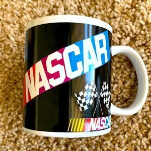 Vintage NASCAR ceramic coffee mug w/classic checkered flag/NASCAR logo! Classic‎